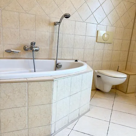 Karmel House Chill&bed بيت للعطل *